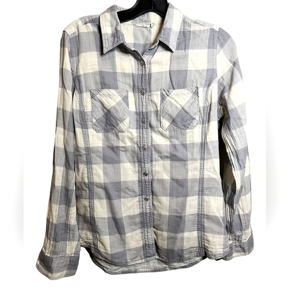 Woolrich Button Down Long Sleeve Shirt Size Medium - Picture 1 of 5